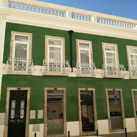 세투발 Alcacaria Do Bairro B&B 외부 사진