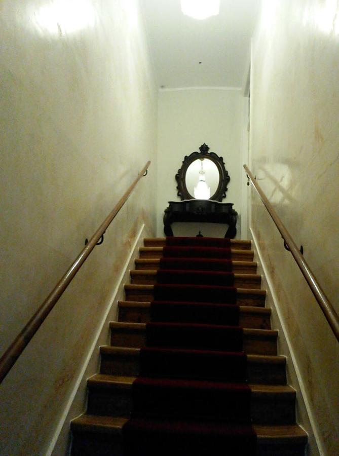 세투발 Alcacaria Do Bairro B&B 외부 사진